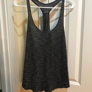 Women’s lululemon tank